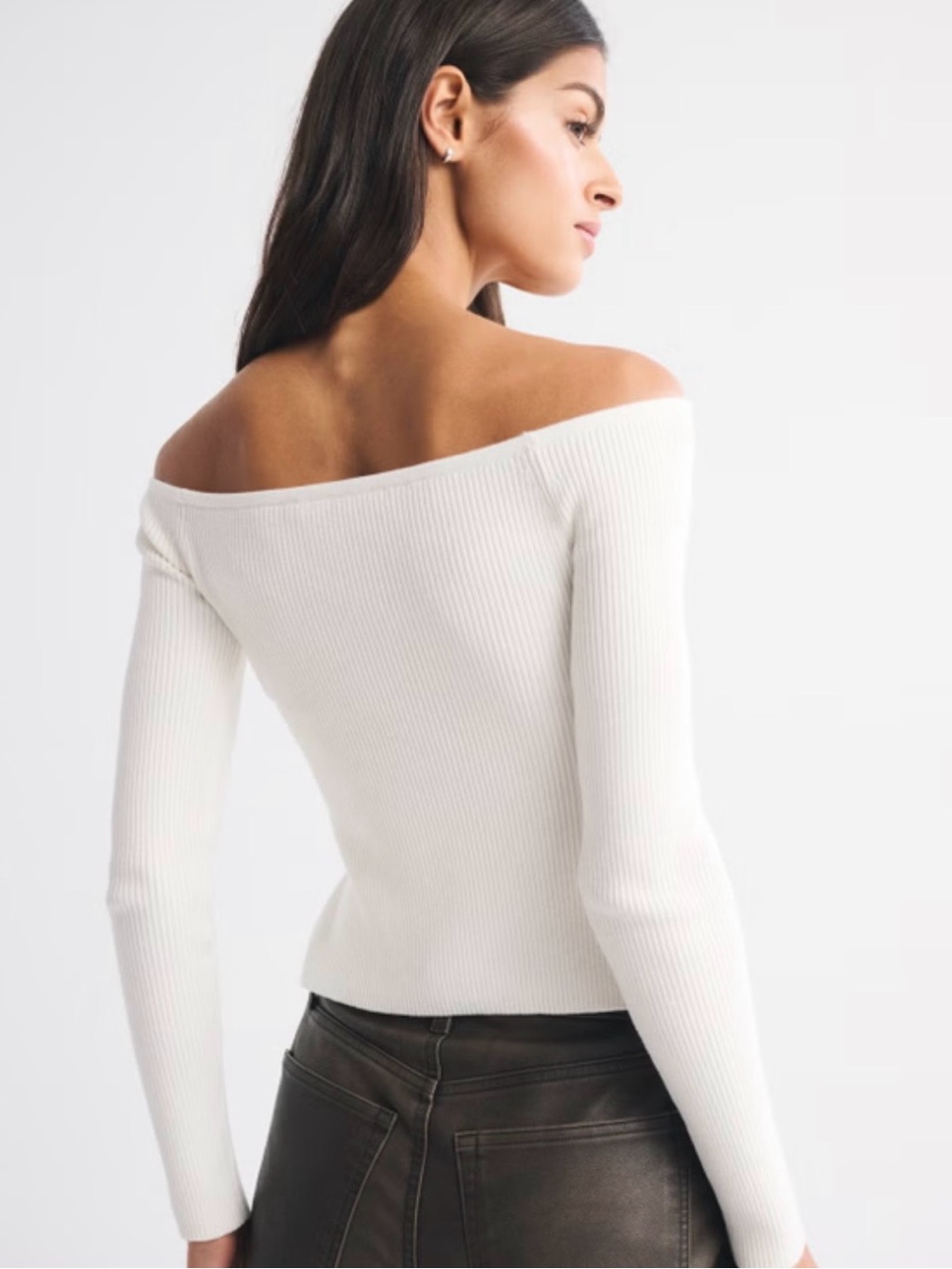 Abercrombie & Fitch Cream Ribbed Off-Shoulder Top with Side Slit - Picture 3 of 4